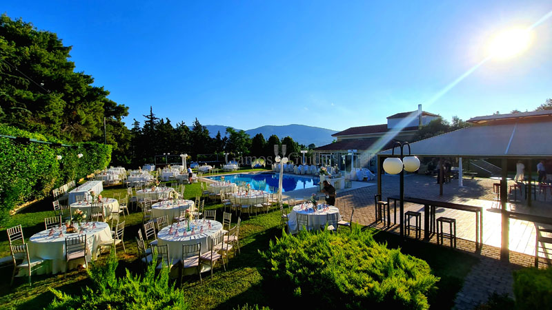 Η κομψότητα στα ελληνικά παραδεισένια κτήματα γάμου